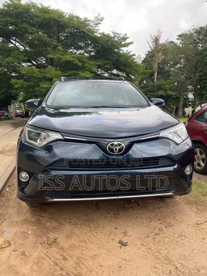 Toyota RAV4 XLE 4dr SUV AWD (2.5L 4cyl 6A) 2018 Blue