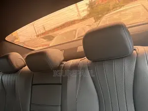 Mercedes-Benz E300 4Matic AWD Sedan (2.0L 4cyl 9A) 2017 Silver