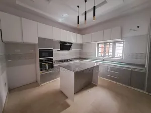 4bdrm Duplex in Shonibare Estate for rent