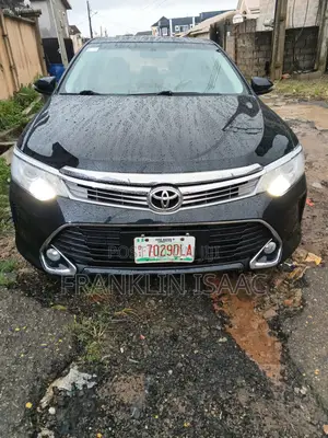 Toyota Camry 2015