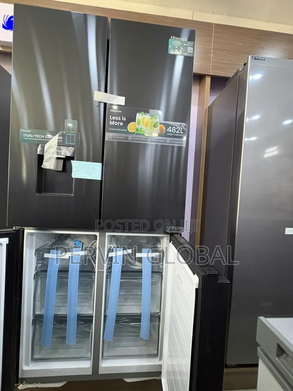 Hisense Side-by-Side Refrigerator RQ61WC 482L With Dispenser