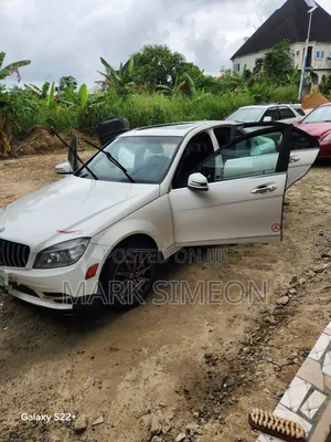 Mercedes-Benz C300 2008 White