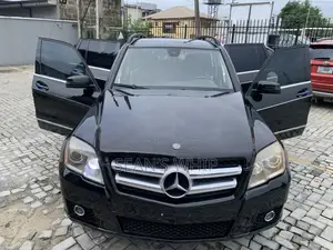 Mercedes-Benz GLK-Class 350 4MATIC 2010 Black