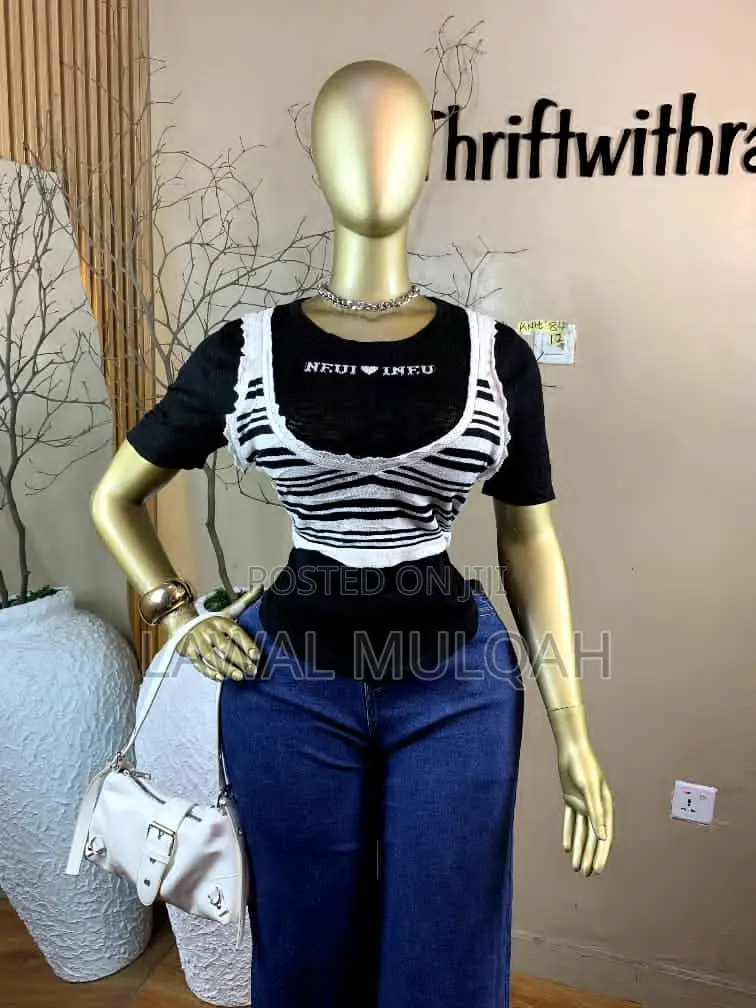 Chic Tops/ Shirt
