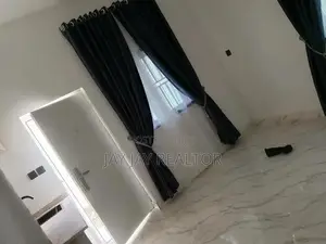 2bdrm Bungalow in Nia Quarters, Karu for rent