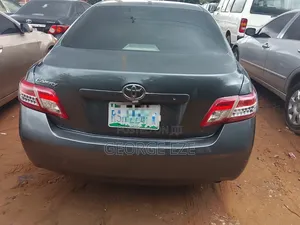 Toyota Camry 2010 Gray