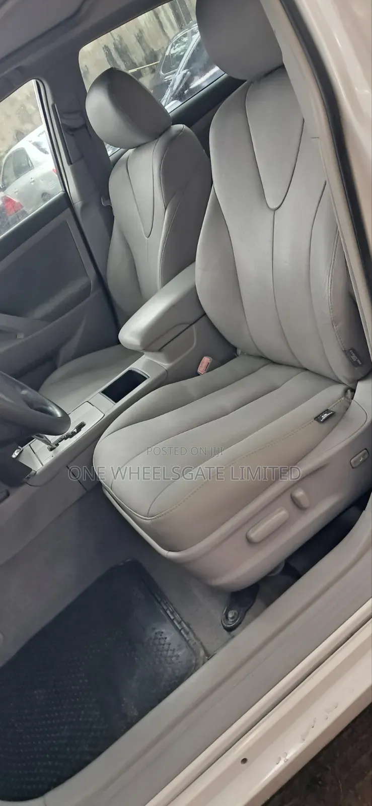Toyota Camry 2008 White
