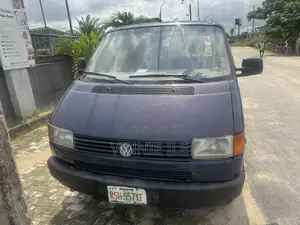 Volkswagen Transporter 2006 Blue
