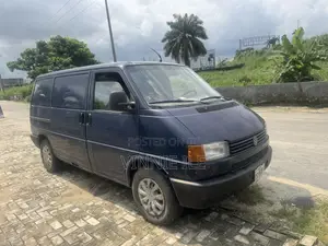 Volkswagen Transporter 2006 Blue