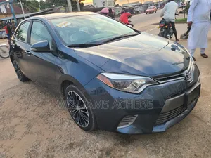 Toyota Corolla 2017 Gray