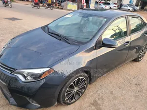 Toyota Corolla 2017 Gray
