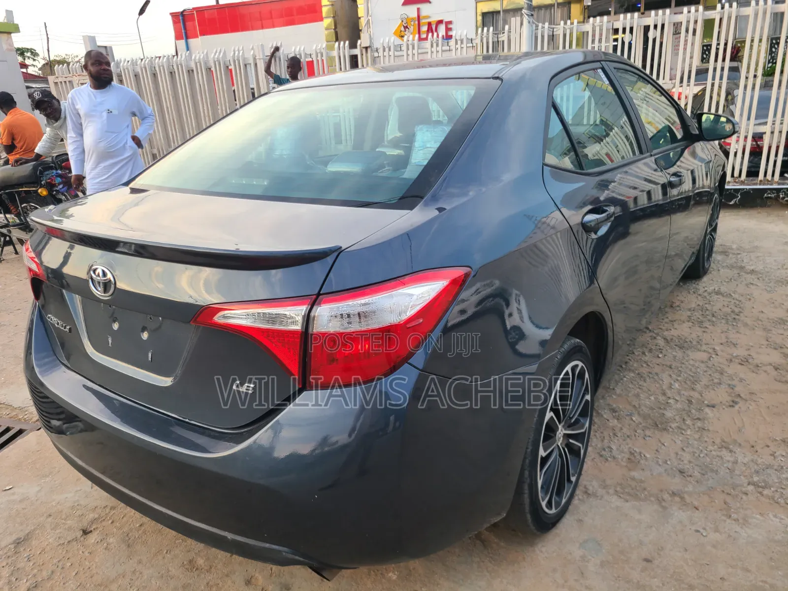 Toyota Corolla 2017 Gray