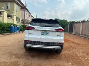 Geely Azkarra 1.5 TD AWD 2020 White