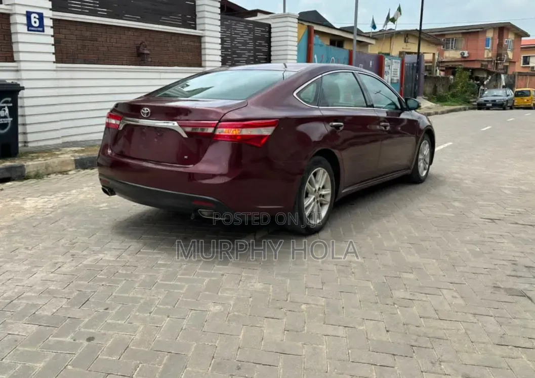 Toyota Avalon 2013 Red