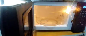 Hisense Microwave, Oven ( 20 Litres)