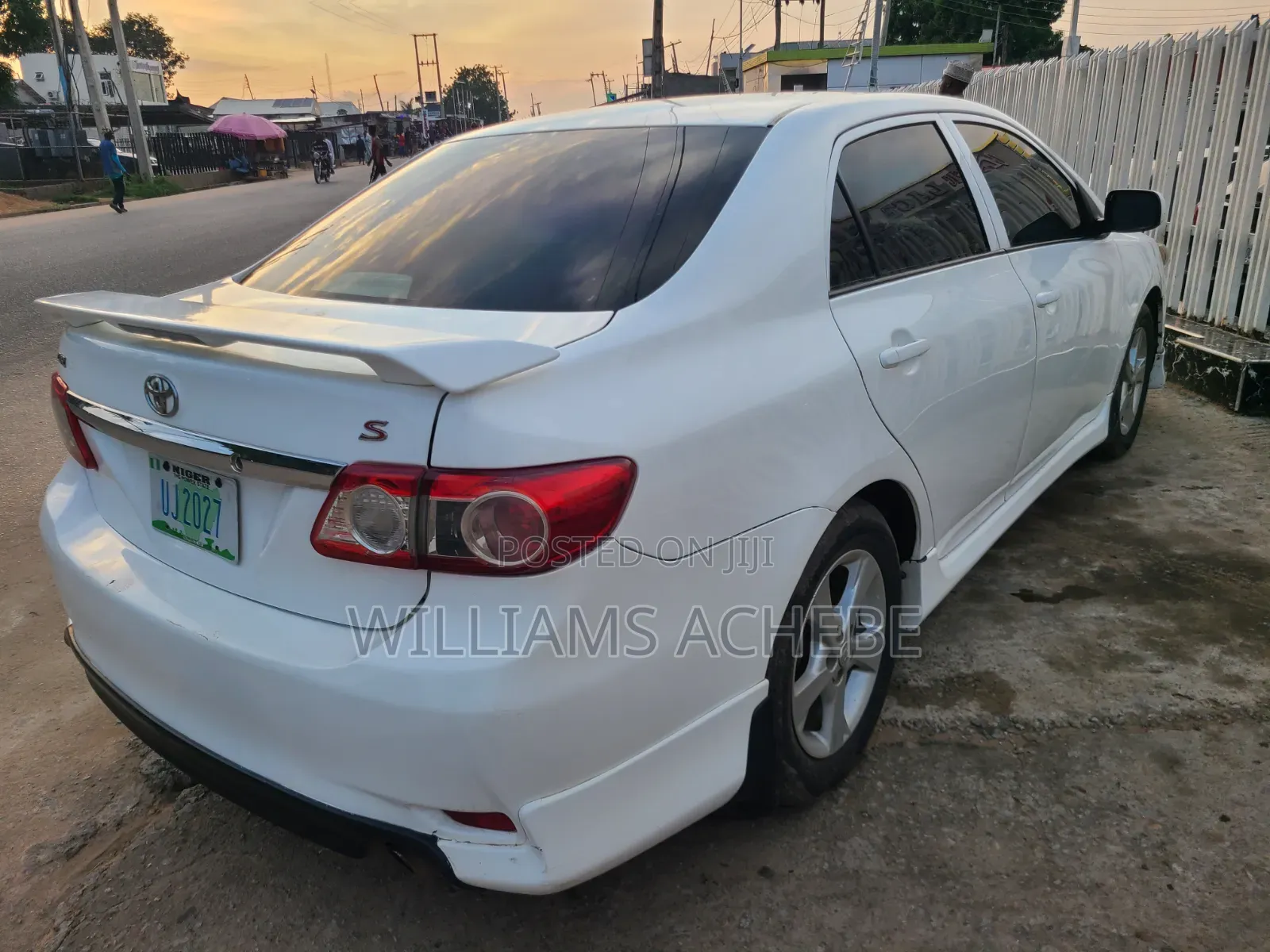 Toyota Corolla 2012 White