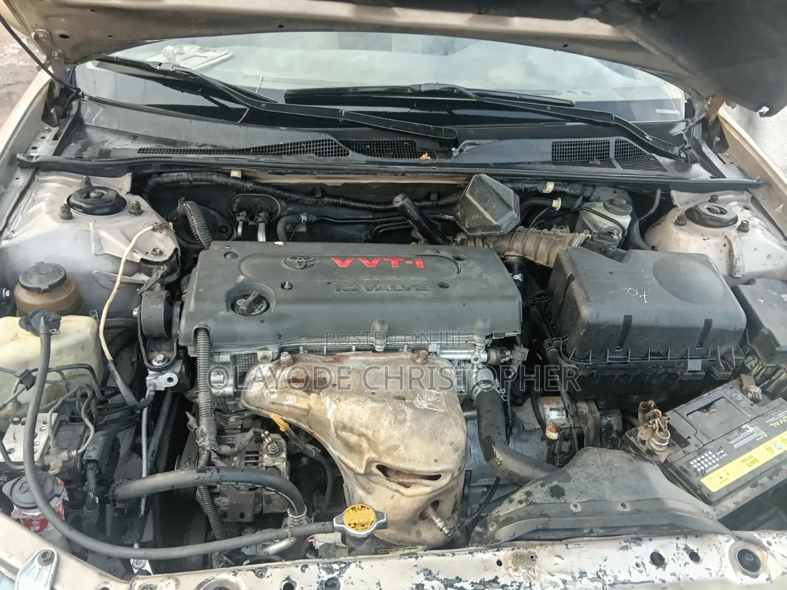 Toyota Camry LE 4dr Sedan (2.4L 4cyl 4A) 2004 Gold