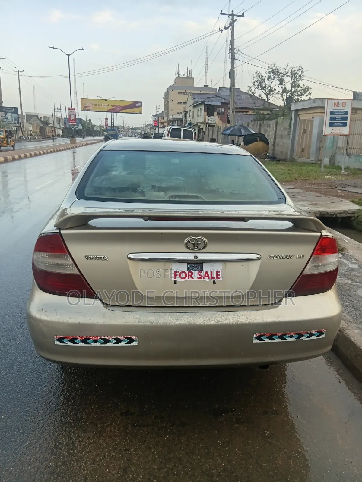 Toyota Camry LE 4dr Sedan (2.4L 4cyl 4A) 2004 Gold