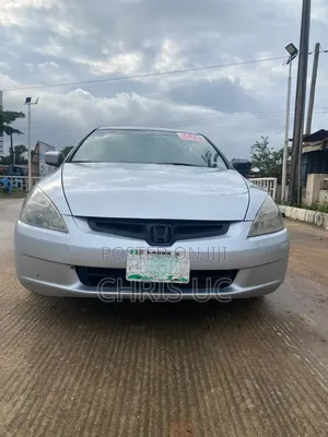 Honda Accord 2005 Silver