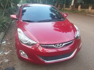 Hyundai Avante 2013 Red