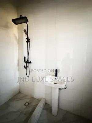 4bdrm Townhouse / Terrace in Ajah for rent