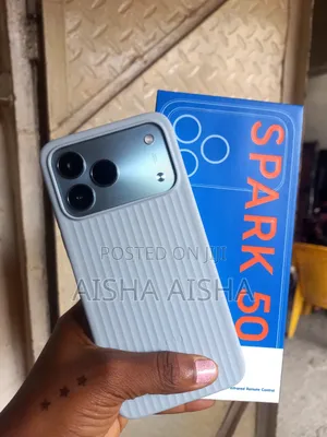 Tecno Spark 50 128 GB Blue