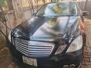 Mercedes-Benz E350 2010 Blue