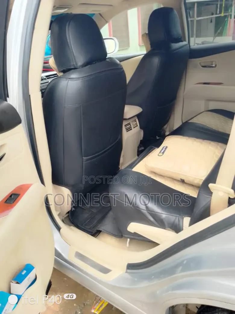 Lexus RX 2012 Silver