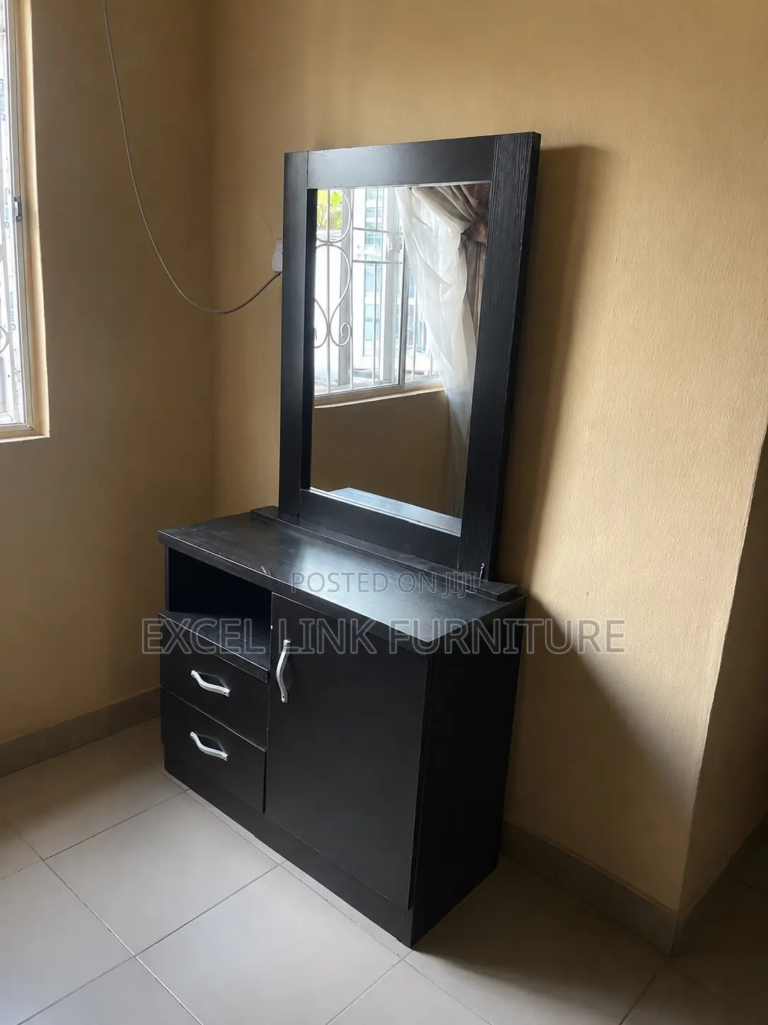 Used Dressing Mirror