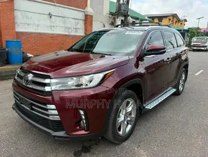 Toyota Highlander 2017 Red