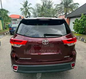 Toyota Highlander 2017 Red