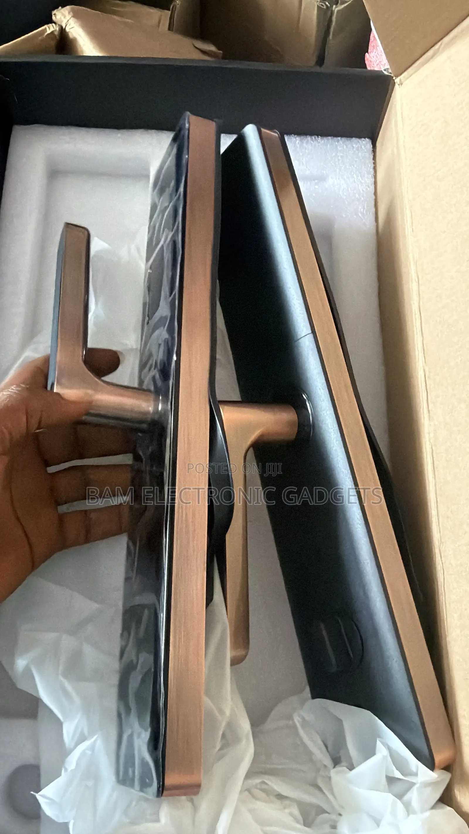 Qiality Fingerprint SmartLock - Tuya