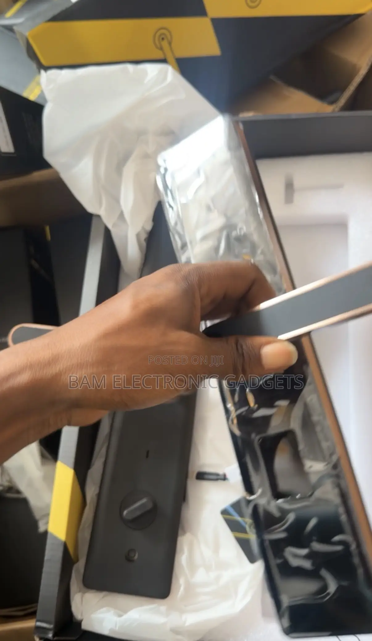Qiality Fingerprint SmartLock - Tuya