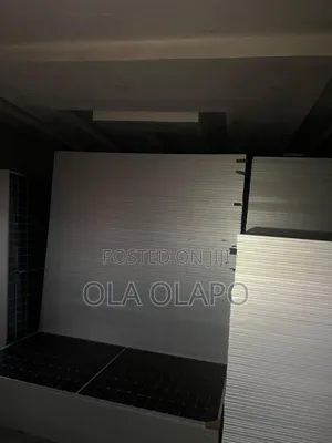 New FALA 550W Monocrystalline Half-Cut Solar Panel (High Efficiency)