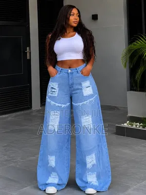 Quality Luxury Designer Ladies Jeans Available in Different Sizes