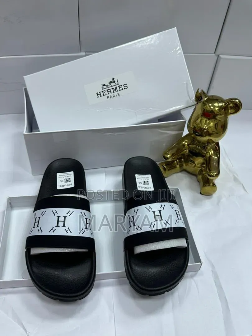 Fully Boxed Slide