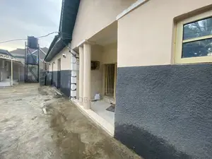 3bdrm Bungalow in Works And Housing, Gwarinpa for rent