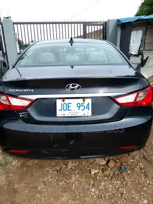 Hyundai Sonata SE Sedan FWD (2.4L 4cyl 6A) 2011 Black