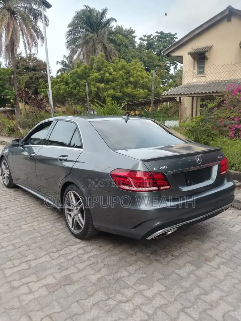 Mercedes-Benz E350 2016 Gray