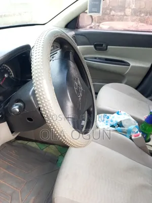 Hyundai Accent 2008 Gray