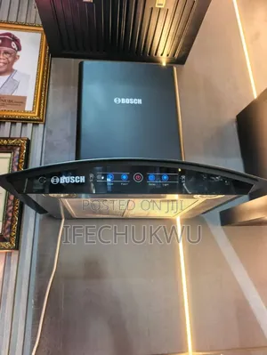 Quality Bosch 60cm Curved Automatic Handwave Control Heat Extractor