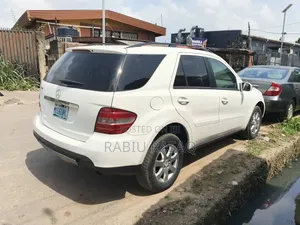 Mercedes-Benz M Class 2007 White