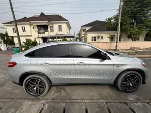 Mercedes-Benz GLE-Class 2016 Silver
