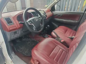 Toyota Hilux Surf 2009 White