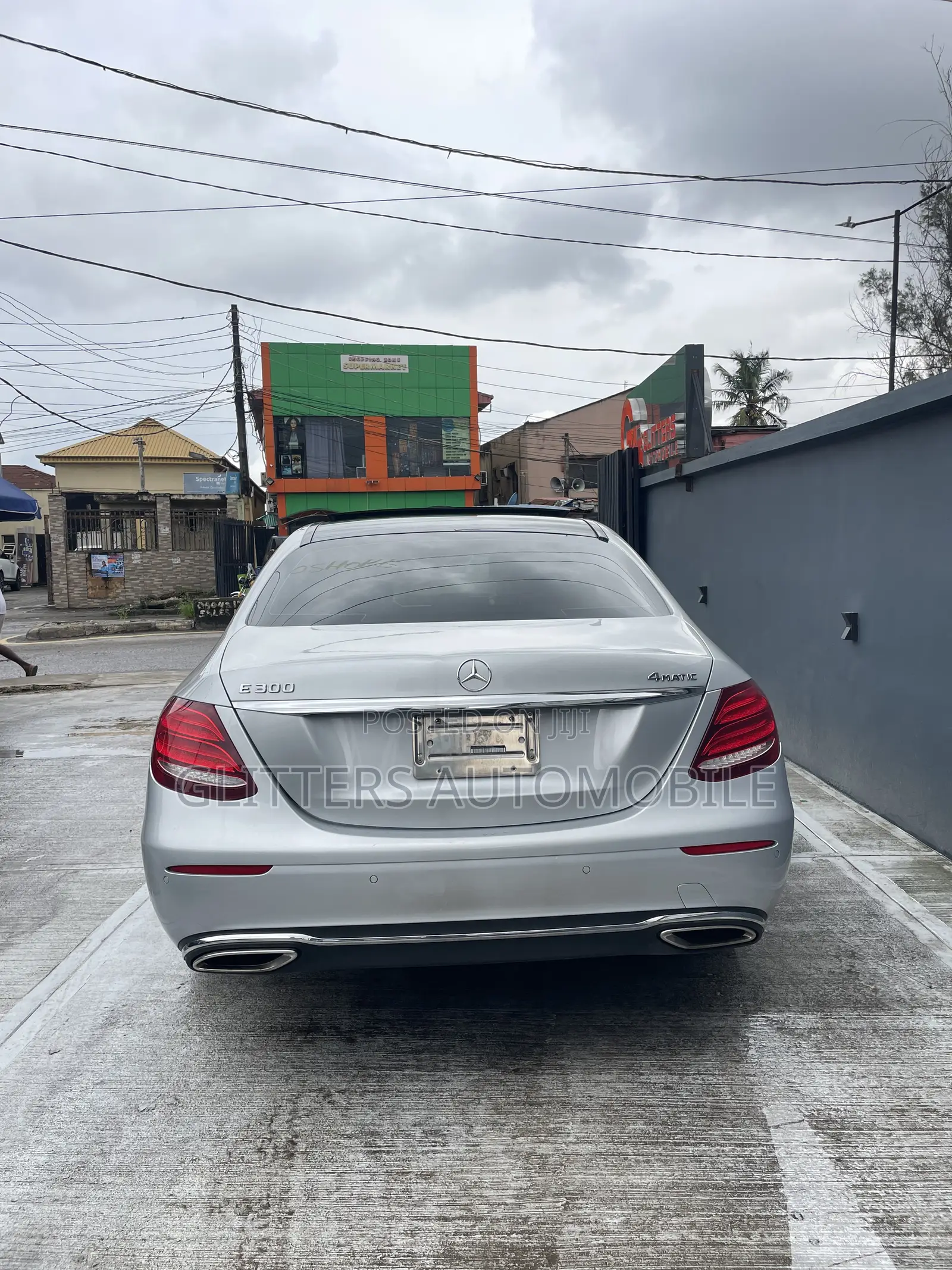 Mercedes-Benz E300 2019 Silver