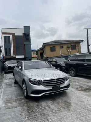 Mercedes-Benz E300 2019 Silver