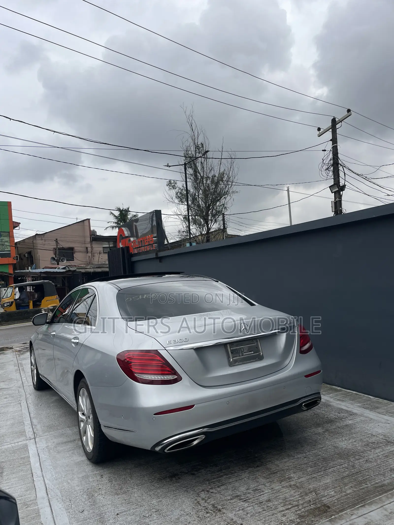 Mercedes-Benz E300 2019 Silver
