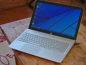 Laptop HP Envy 15 8GB AMD Ryzen 5 SSD 128GB