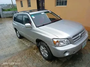 Toyota Highlander 2005 Silver
