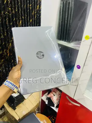 Laptop HP 255 G8 16GB AMD Ryzen 5 SSD 256GB